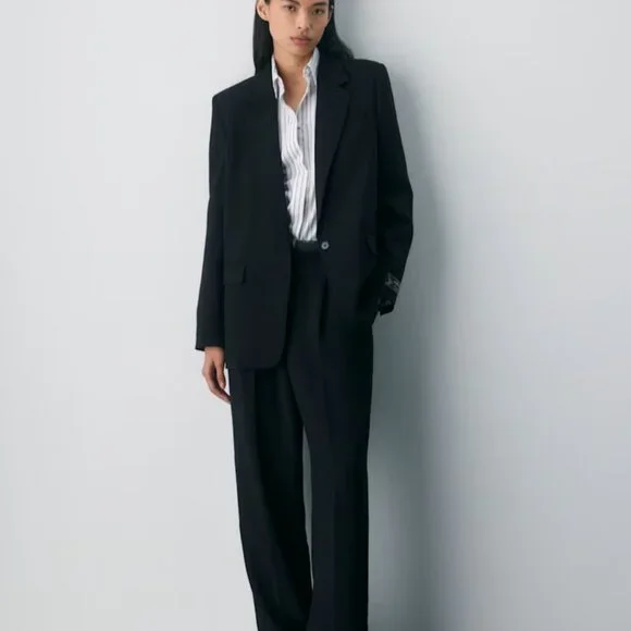 NWT Aritzia EFFORTLESS Crepette Pants BLACK 14 Regular - Picture 7 of 9